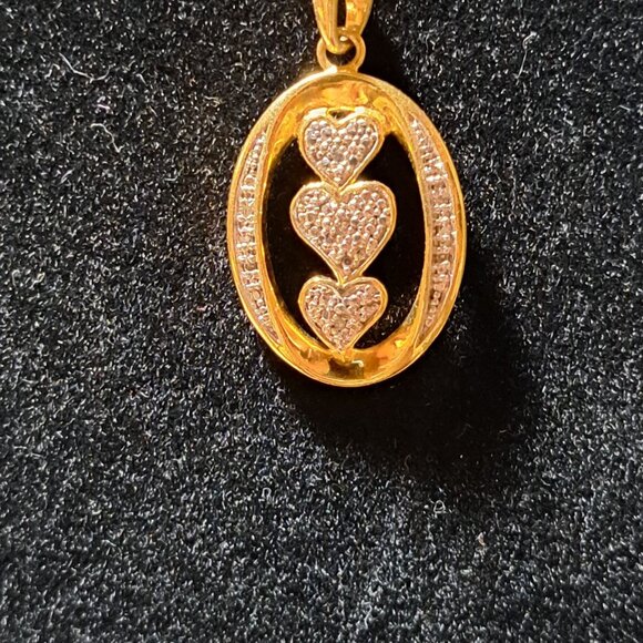 Gold tone granddaughter pendant necklace 18" - Picture 1 of 5